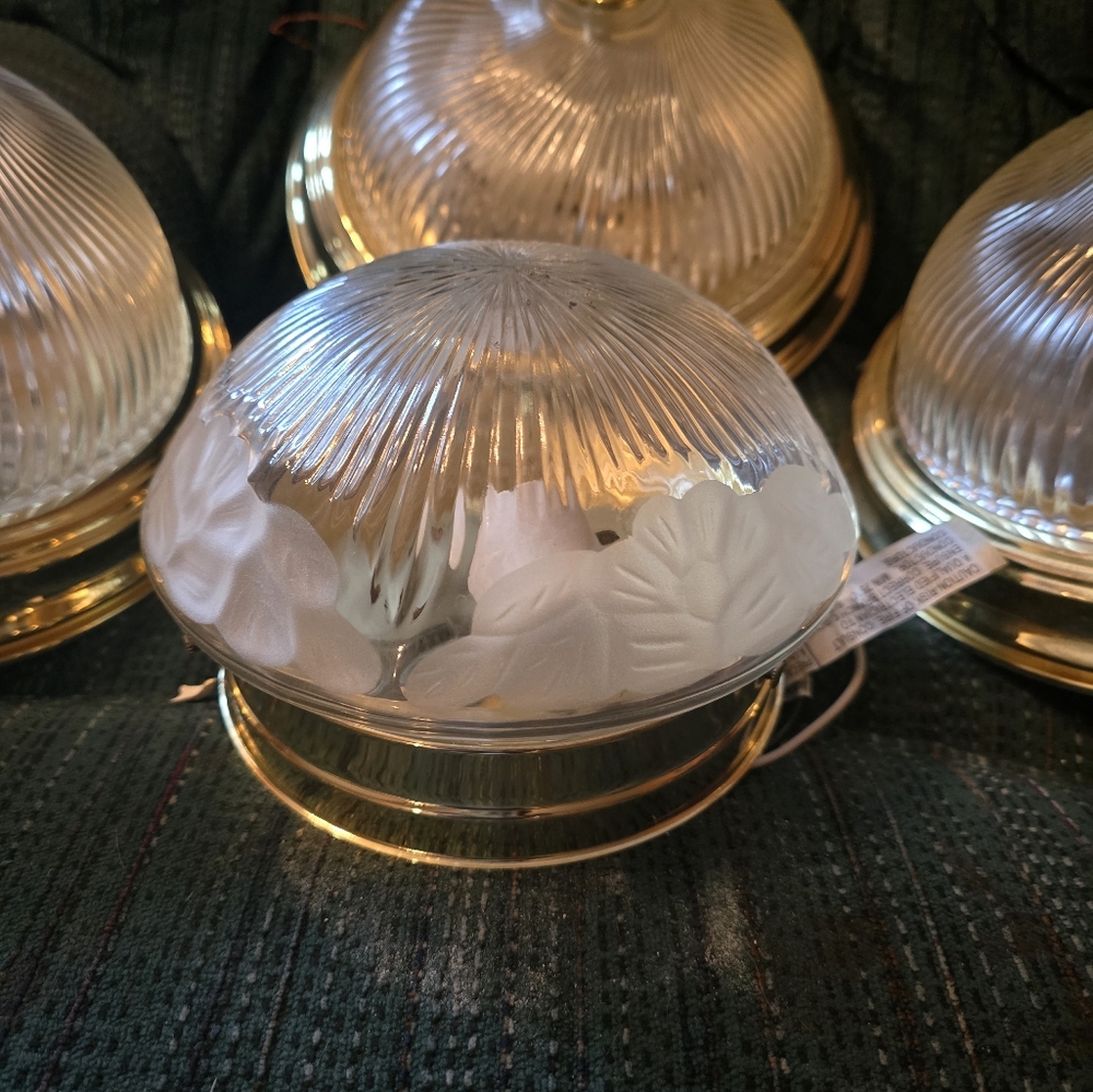 Ceiling lights - Picture 2 of 5
